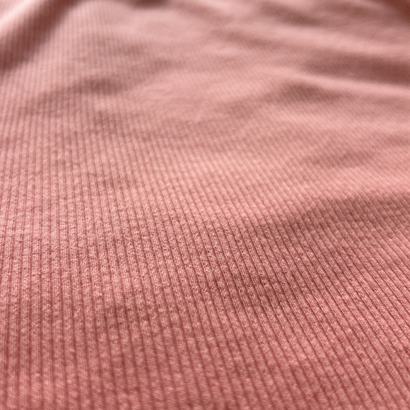 Cropped Tank - Picture 2 of 4